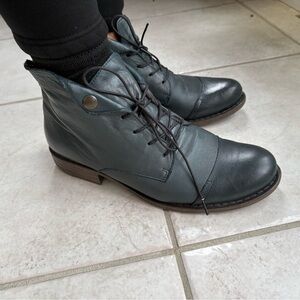 Miz Mooz Men's Dark Gray Leather Boots